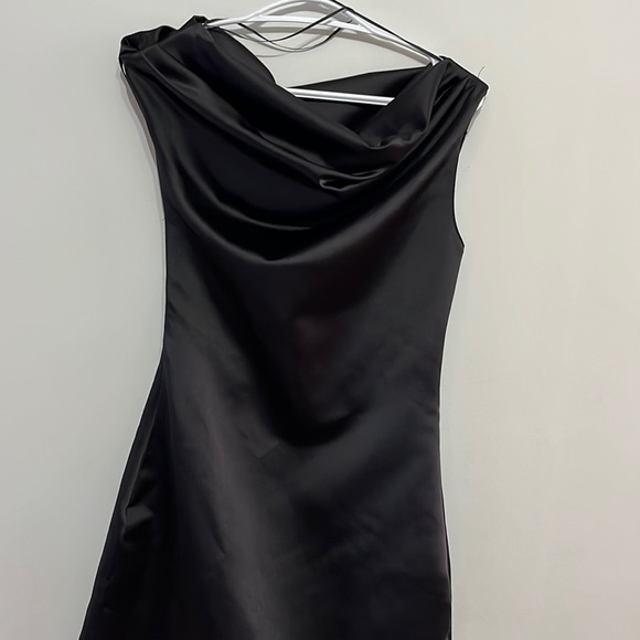 NWT ZARA SATIN DRESS , SIZE S - Picture 2 of 11